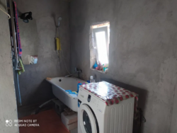 Продаєтся півбудинку в центрі в районі третьої поліклініки фото 6 Продаєтся півбудинку в центрі в районі третьої поліклініки фото 6