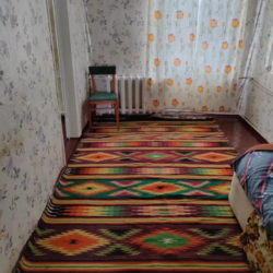 Продаєтся будинок з великою земельною ділянкою в районі Кущівка фото 2 Продаєтся будинок з великою земельною ділянкою в районі Кущівка фото 2