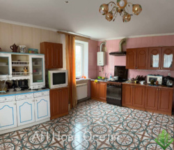 Продам просторий, добротний будинок на Новоолексіївці фото 5 Продам просторий, добротний будинок на Новоолексіївці фото 5