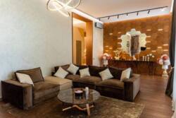  250 2     Azimut River Club   12