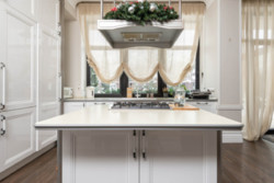 Продажа стильного и современного дома в Киеве фото 3 Продажа стильного и современного дома в Киеве фото 3