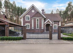 Потрясающий дом, новый ремонт, 333 м2, 4 спальни, выход в лес! фото 1 Потрясающий дом, новый ремонт, 333 м2, 4 спальни, выход в лес! фото 1