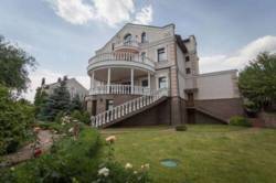 Просторный дом (730 м2) с бассейном в Лесники фото 4 Просторный дом (730 м2) с бассейном в Лесники фото 4