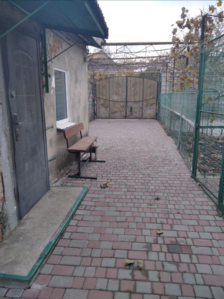 Дом в центре Александровки фото 1 Дом в центре Александровки фото 1