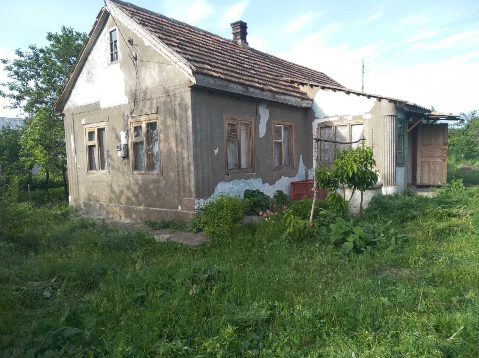 Участок с ветхим домиком фото 1 Участок с ветхим домиком фото 1