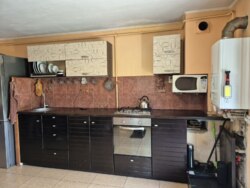 Продається просторий двоповерховий будинок фото 3 Продається просторий двоповерховий будинок фото 3