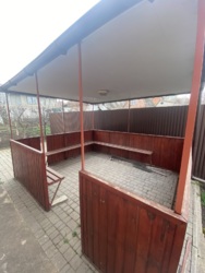      12