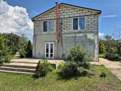 Продається просторий двоповерховий будинок фото 2 Продається просторий двоповерховий будинок фото 2