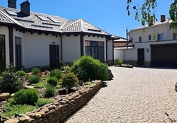 Двоповерховий будинок з ремонтом, 10 соток вулиця Таїрова фото 3 Двоповерховий будинок з ремонтом, 10 соток вулиця Таїрова фото 3