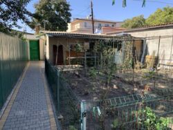 Будинок на Костанді, 3.2 сотки землі фото 2 Будинок на Костанді, 3.2 сотки землі фото 2