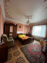 Двоповерховий будинок на Слобідці, 10 соток, Суворовський (Пересипський) район