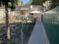 Будинок на Костанді, 3.2 сотки землі фото 1 Будинок на Костанді, 3.2 сотки землі фото 1