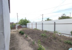 Двоповерховий будинок за 5 хвилин від селища Котовського
