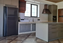 Двоповерховий будинок з ремонтом, 10 соток вулиця Таїрова фото 15 Двоповерховий будинок з ремонтом, 10 соток вулиця Таїрова фото 15