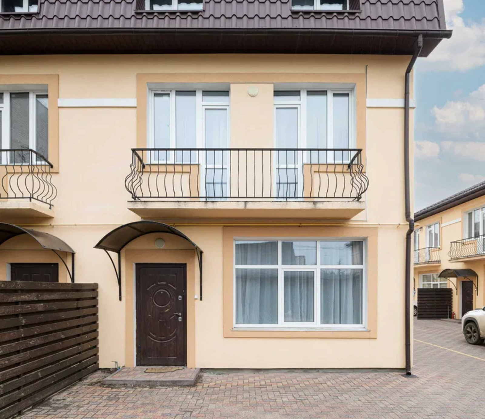 Продається дуплекс в м. Вишневе фото 1 Продається дуплекс в м. Вишневе фото 1