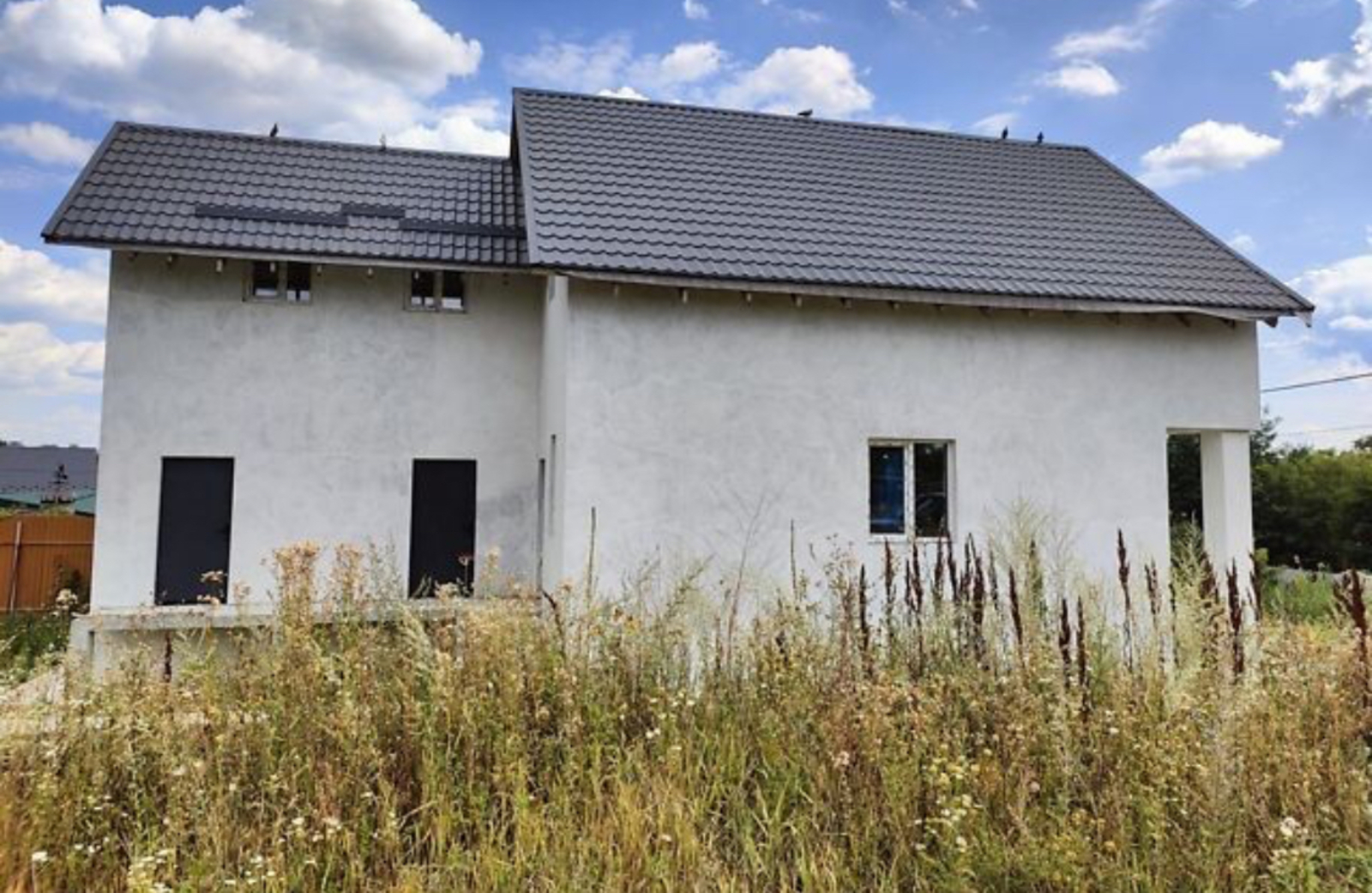 Продаж 2 поверхового будинку з гаражем і ділянкою на 4 сотки, 255 кв. м, 7 кімнат, на вул. Медова фото 1 Продаж 2 поверхового будинку з гаражем і ділянкою на 4 сотки, 255 кв. м, 7 кімнат, на вул. Медова фото 1