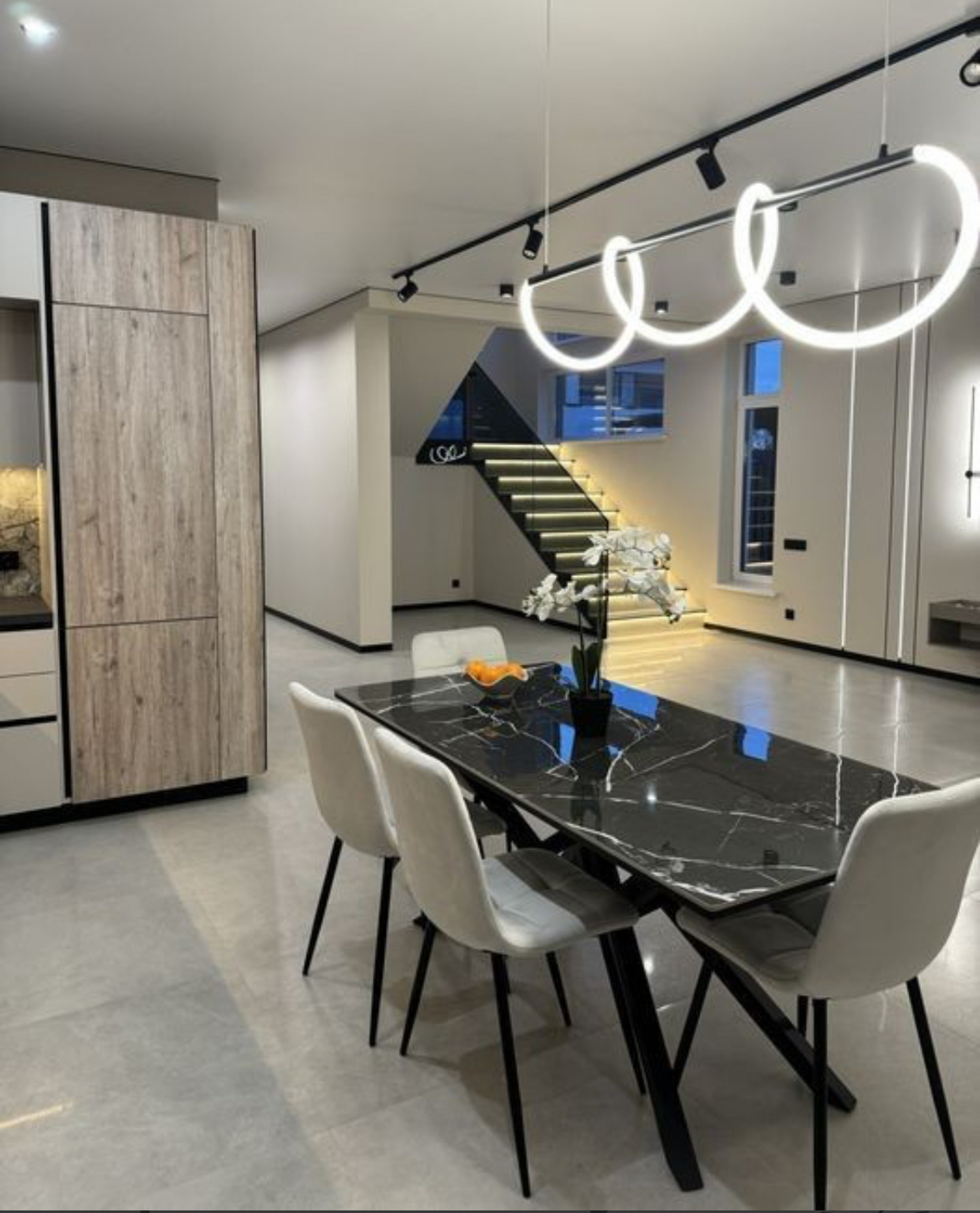 Будинок з ремонтом ділянка Осокорки метро Славутич Київ озеро фото 1 Будинок з ремонтом ділянка Осокорки метро Славутич Київ озеро фото 1