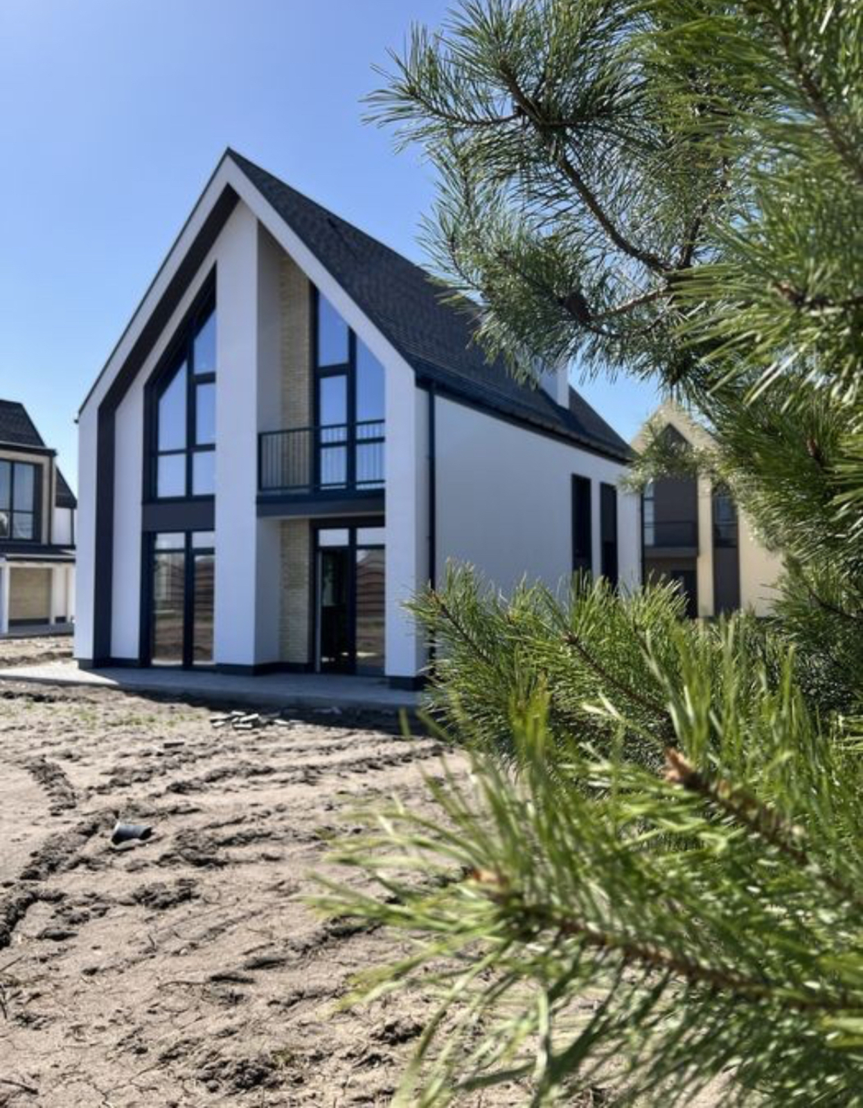 Продаж будинку на 120 кв. м у котеджному містечку Villaggo фото 1 Продаж будинку на 120 кв. м у котеджному містечку Villaggo фото 1