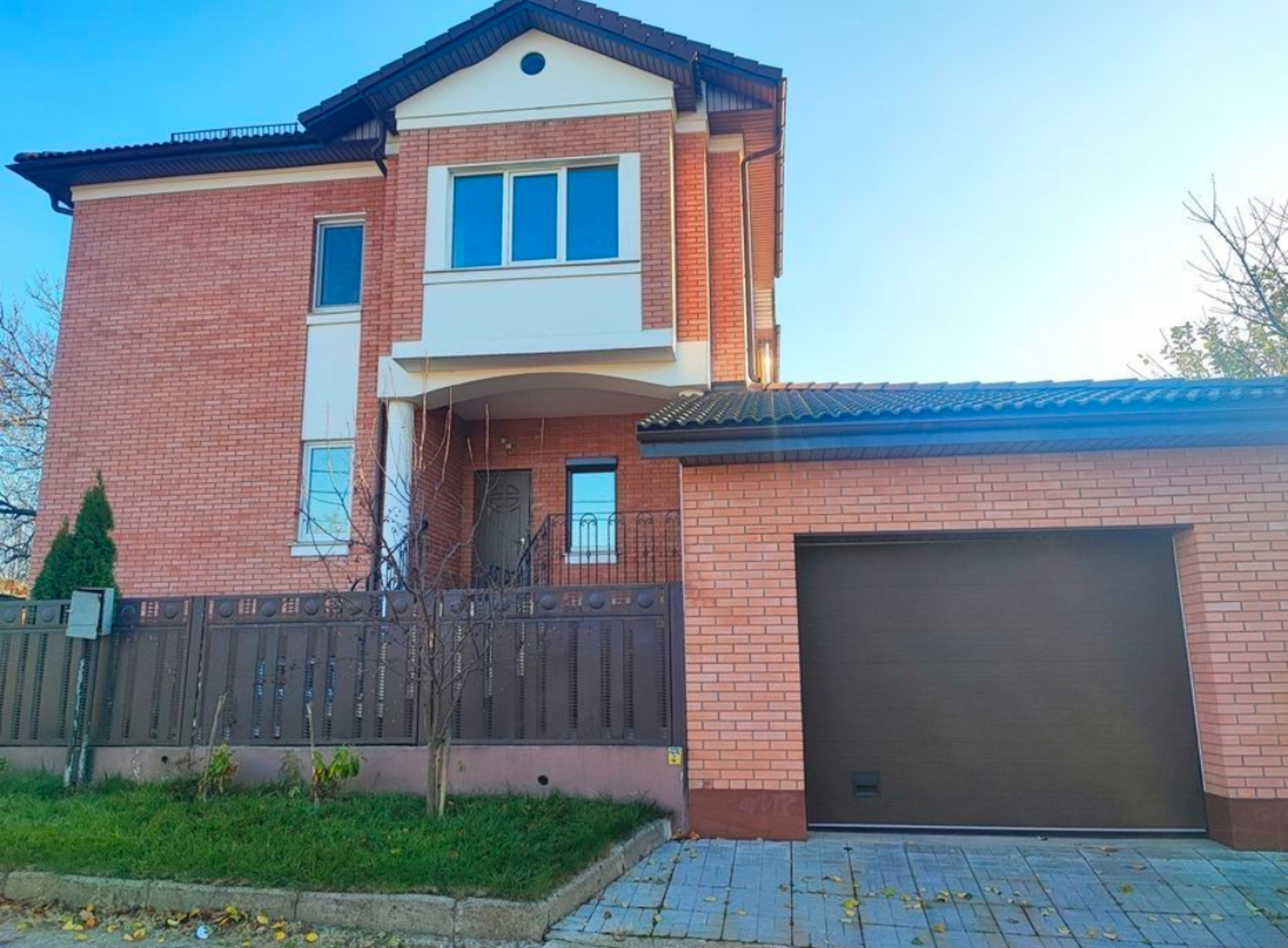 Продам будинок фото 1 Продам будинок фото 1