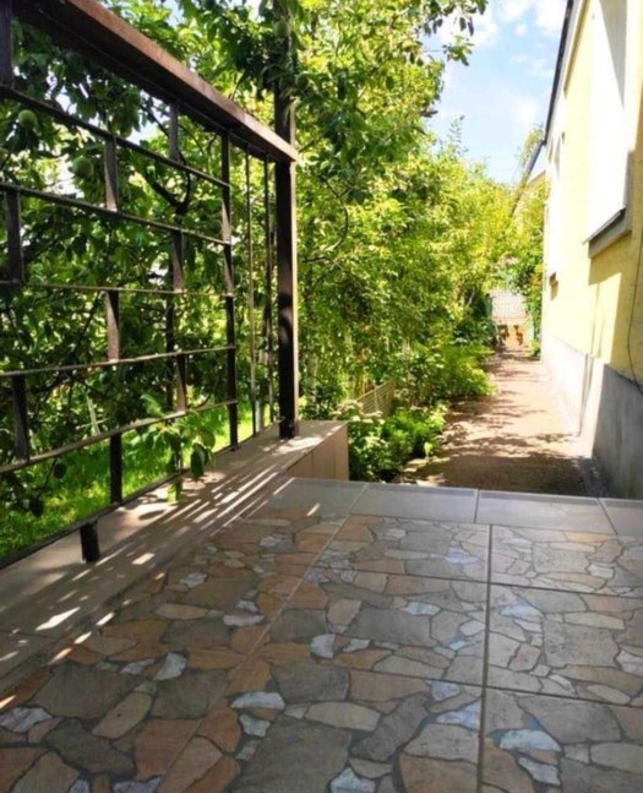 Будинок в Київській області фото 1 Будинок в Київській області фото 1