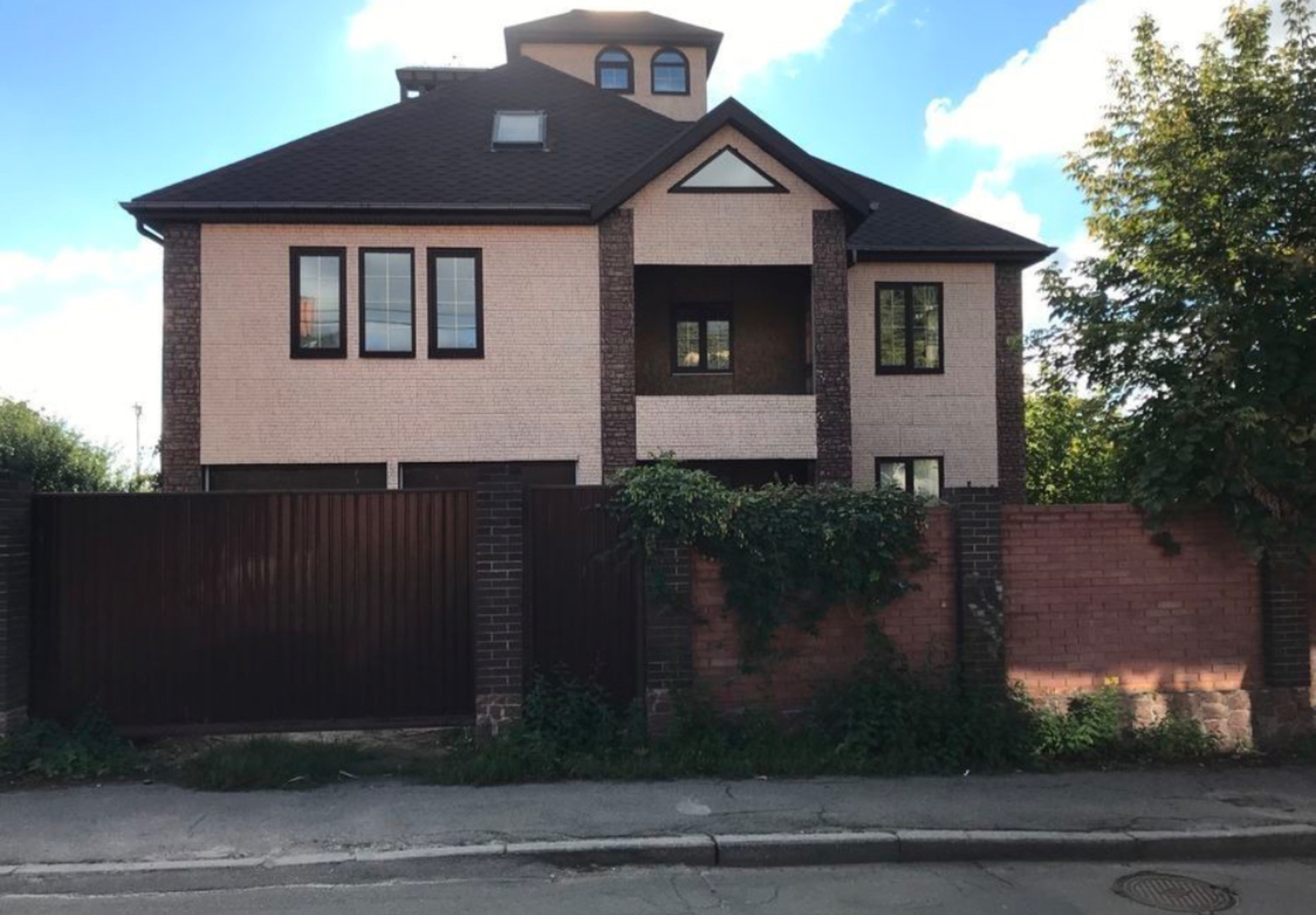 Продаж будинку, центр Києва фото 1 Продаж будинку, центр Києва фото 1