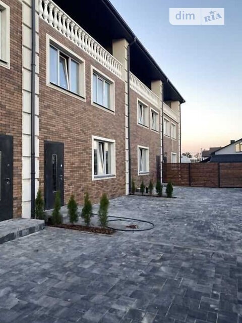 Продається будинок Київ, Святошинський фото 1 Продається будинок Київ, Святошинський фото 1