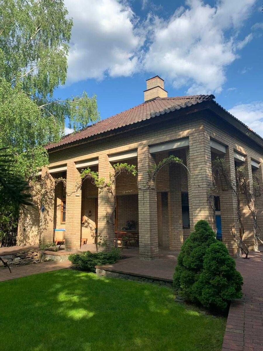 Продаеться особняк на Вітряних горах фото 1 Продаеться особняк на Вітряних горах фото 1