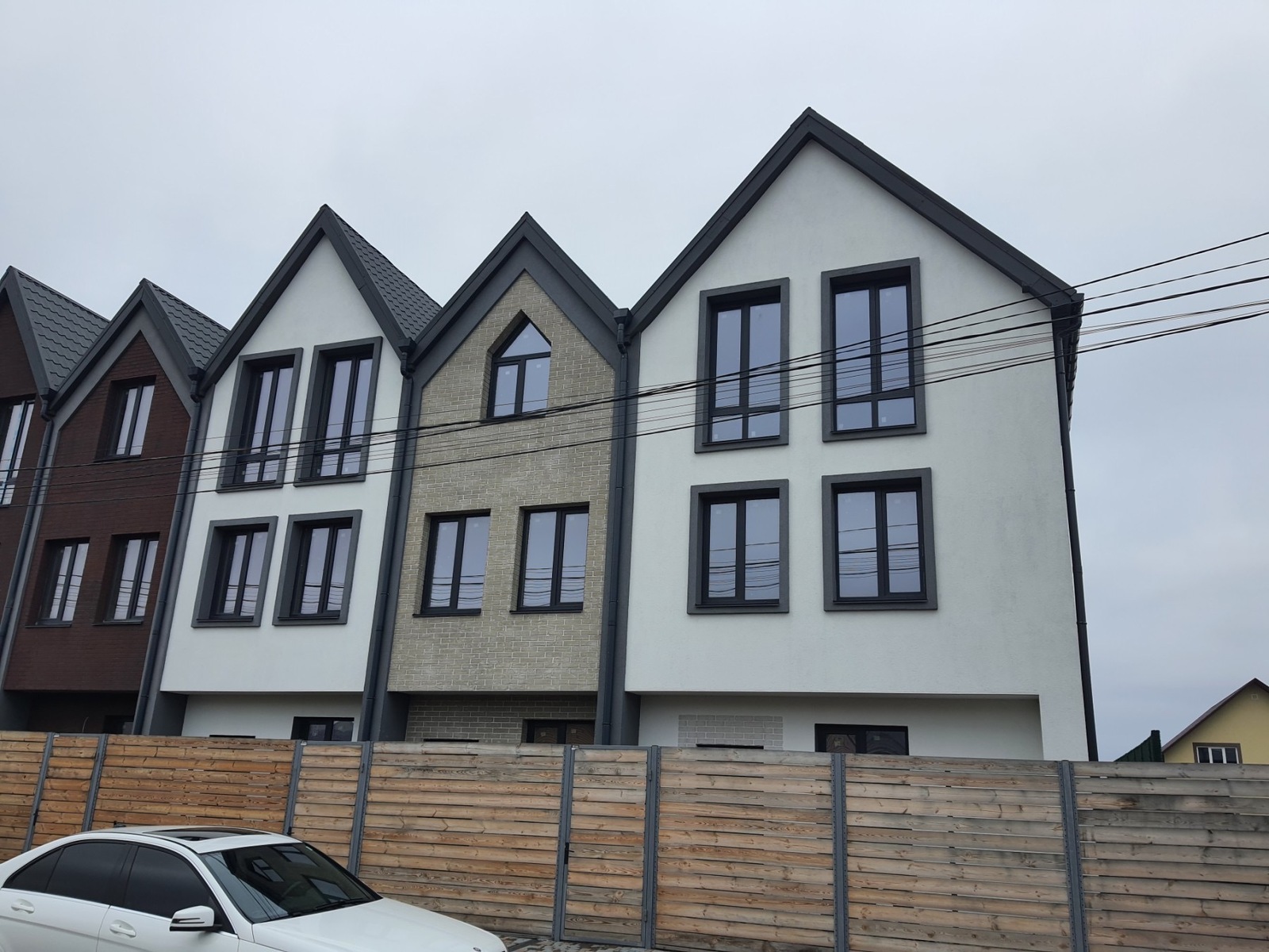 Продам Таунхаус фото 1 Продам Таунхаус фото 1