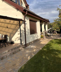  2        16 , 210 . , 8   5