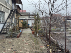 Продається півбудинку в Києві зі своїм паркомісцем на 2 авто фото 6 Продається півбудинку в Києві зі своїм паркомісцем на 2 авто фото 6