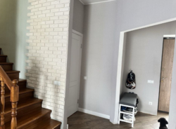 Продам таунхаус з ремонтом Осокорки фото 7 Продам таунхаус з ремонтом Осокорки фото 7