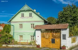 Продаж котеджу, Кокорін, Чехія фото 1 Продаж котеджу, Кокорін, Чехія фото 1