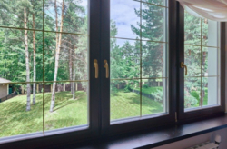  252 . . Riviera Village  11