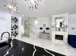      2  Ocean Plaza ()  8