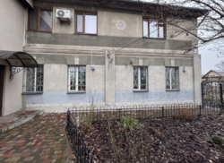 Продається півбудинку в Києві зі своїм паркомісцем на 2 авто фото 7 Продається півбудинку в Києві зі своїм паркомісцем на 2 авто фото 7