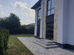 Продаж будинку фото 1 Продаж будинку фото 1