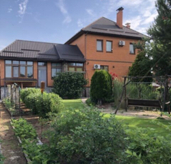 Продаж 2 поверхового будинку з верандою і ділянкою на 12 соток, 320 кв. м, 6 кімнат, на вул. Вірності 33 • фото 1 Продаж 2 поверхового будинку з верандою і ділянкою на 12 соток, 320 кв. м, 6 кімнат, на вул. Вірності 33 • фото 1