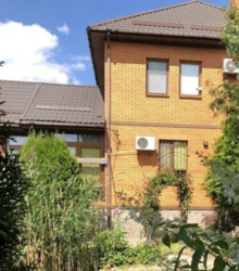 Продаж 2 поверхового будинку з верандою і ділянкою на 12 соток, 320 кв. м, 6 кімнат, на вул. Вірності 33 • фото 6 Продаж 2 поверхового будинку з верандою і ділянкою на 12 соток, 320 кв. м, 6 кімнат, на вул. Вірності 33 • фото 6