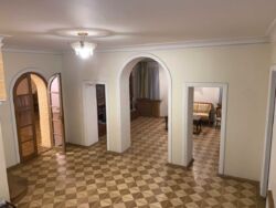 Продаеться особняк на Вітряних горах фото 7 Продаеться особняк на Вітряних горах фото 7