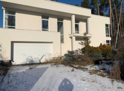  444 . . 28    ,  ,   3