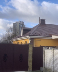 Продам пів будинка фото 1 Продам пів будинка фото 1