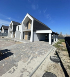 Дуплекс в с. Дмитрівка, поруч з містом фото 2 Дуплекс в с. Дмитрівка, поруч з містом фото 2