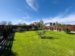 Продається будинок в Жулянах фото 11 Продається будинок в Жулянах фото 11