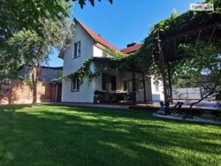 Продаж будинку на вул Садова фото 1 Продаж будинку на вул Садова фото 1