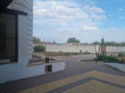 Продається три 2 поверхові будинки, гараж під грузові автомобілі фото 4 Продається три 2 поверхові будинки, гараж під грузові автомобілі фото 4