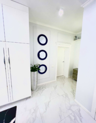      2  Ocean Plaza ()  10