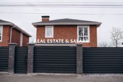 Продаєтся будинок в Жулянах фото 3 Продаєтся будинок в Жулянах фото 3