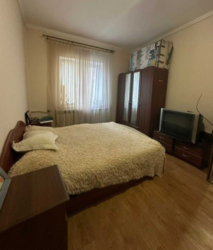 Два будинки та земельна ділянка фото 8 Два будинки та земельна ділянка фото 8