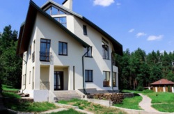 Продаж великого будинку в Стоянці фото 1 Продаж великого будинку в Стоянці фото 1