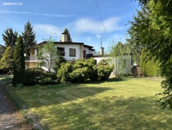 Продаж земельних ділянок № 859, 860/1-5, 867/2 та будинку Доброчовічна 948, Ували (LV 662).чехія фото 1 Продаж земельних ділянок № 859, 860/1-5, 867/2 та будинку Доброчовічна 948, Ували (LV 662).чехія фото 1